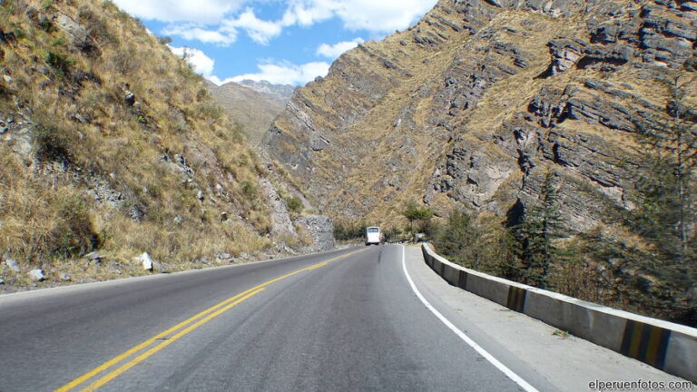 carretera central 001